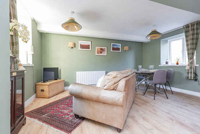2 Bedroom Barn Conversion For Sale In Cary Road, Yeovil, BA22