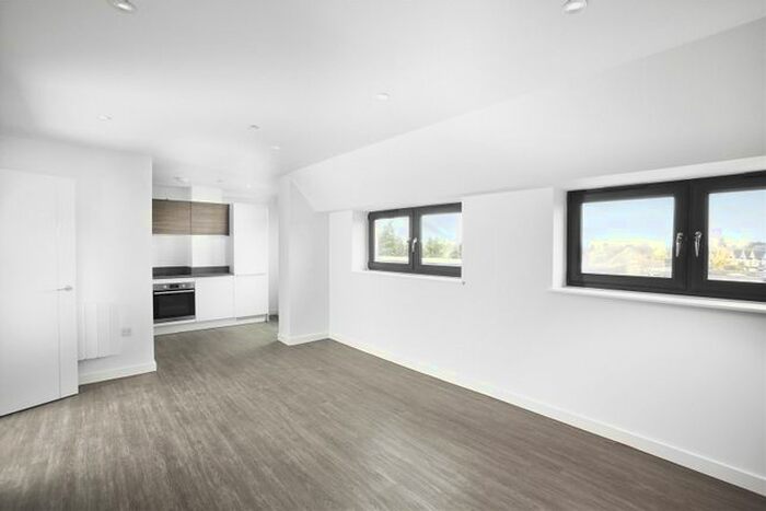 1 Bedroom Flat To Rent In High Road, Whetstone, London N20