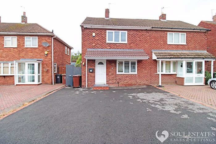 2 Bedroom Semi-Detached House To Rent In Leighs Road, Walsall, WS4