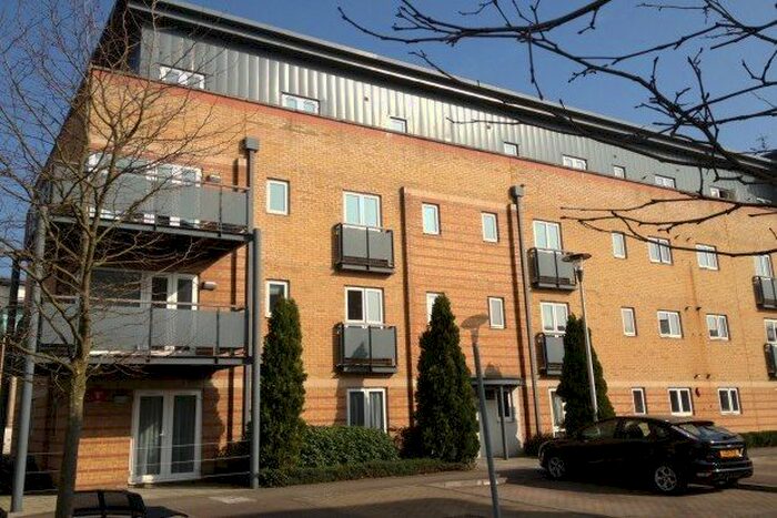 2 Bedroom Flat To Rent In Central Heights, Watford, WD18