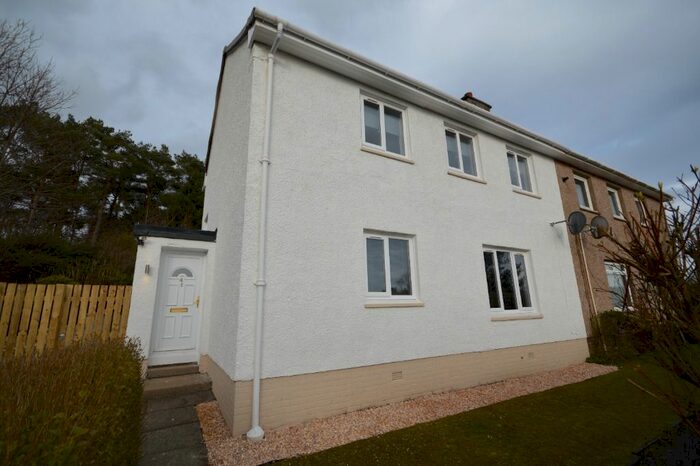 4 Bedroom Semi-Detached House To Rent In Livingstone Drive, East Kilbride, South Lanarkshire, G75