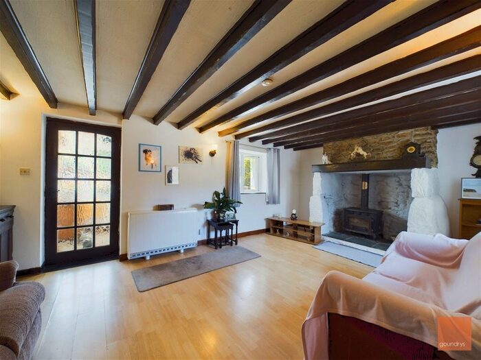 4 Bedroom Detached House For Sale In Wheal Rose, Scorrier, Redruth, TR16