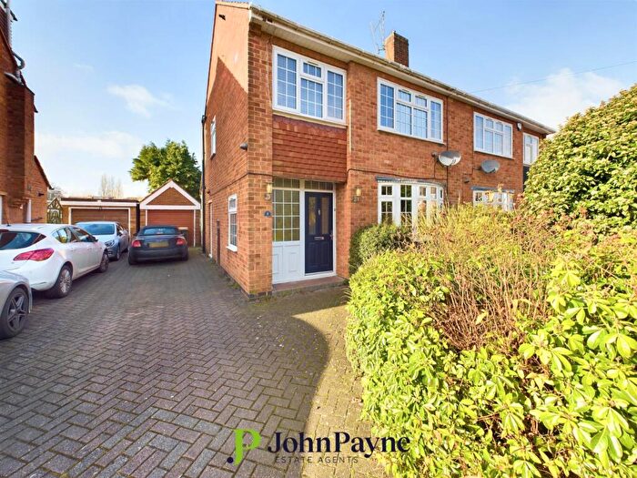 4 Bedroom Semi-Detached House To Rent In Oddicombe Croft, Styvechale, Coventry, CV3