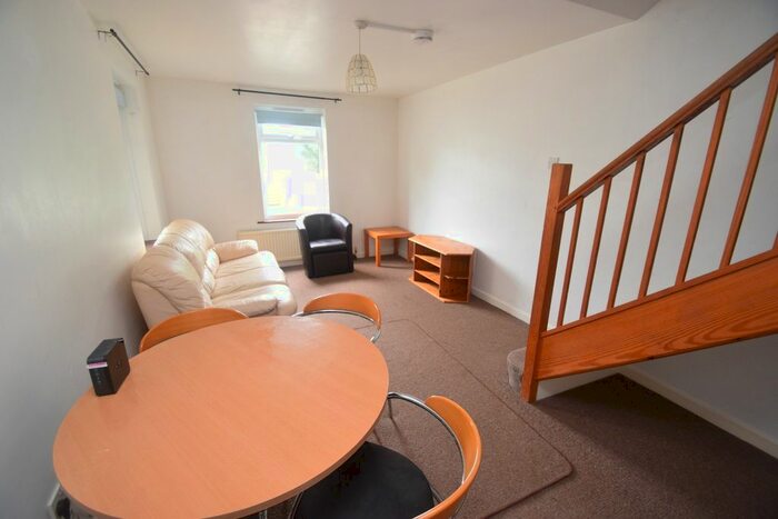 3 Bedroom End Of Terrace House To Rent In Waterloo Road, Falmouth, TR11