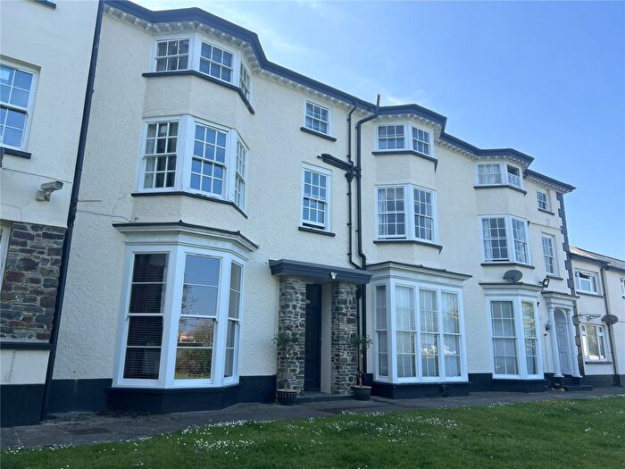 1 Bedroom Flat To Rent In Northam Road, Bideford, EX39