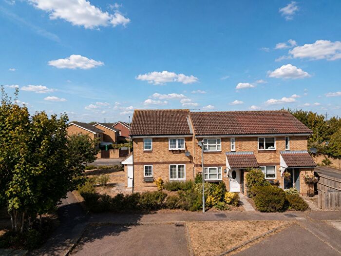 1 Bedroom End Of Terrace House For Sale In Stane Street, Baldock, SG7