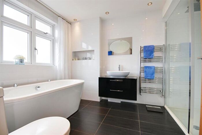 3 Bedroom Detached House For Sale In Potential To Convert Into Five Bedrooms, CM20