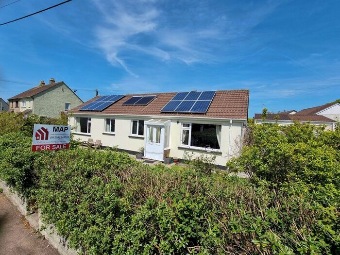 4 Bedroom Bungalow For Sale In Boscean Close, Troon, Camborne, TR14
