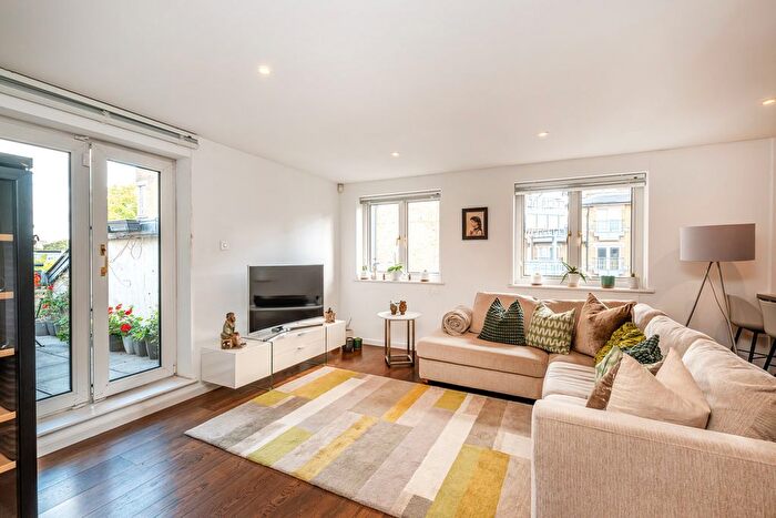 3 Bedroom Flat For Sale In Admiral Walk, London, W9