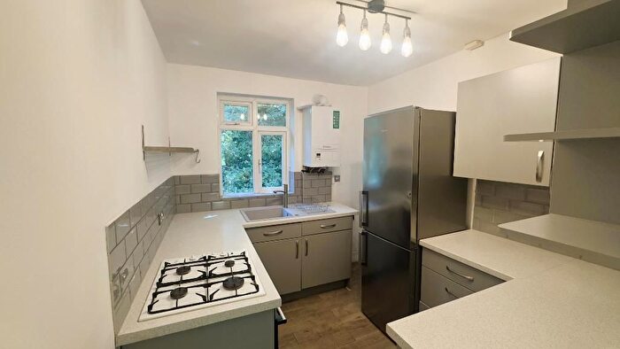 2 Bedroom Flat To Rent In Martin Way, Morden, SM4