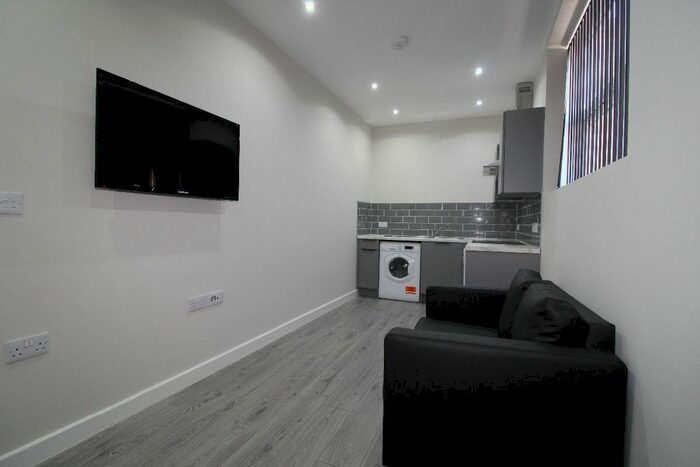 2 Bedroom Flat To Rent In Market Street West Flat, Preston, Lancashire, PR1