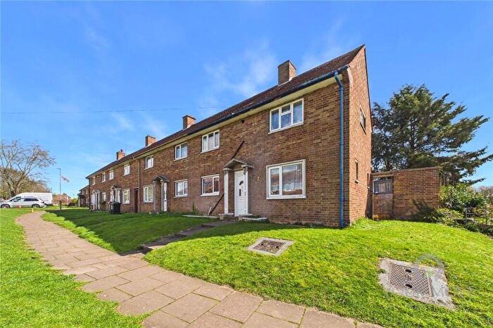 3 Bedroom End Of Terrace House For Sale In Woodside Green, Kings Heath, Northampton, Northamptonshire, NN5