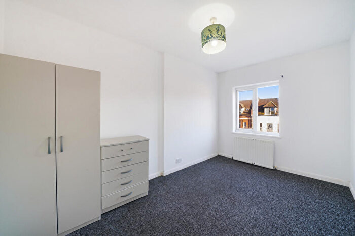 2 Bedroom Flat For Sale In Church Parade, High Street, HA3