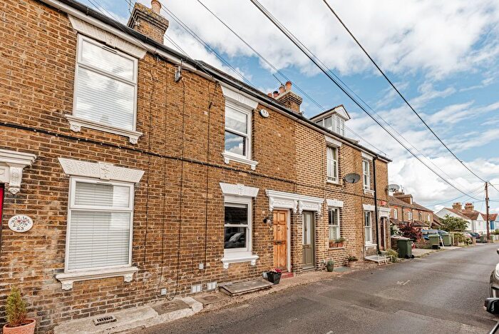 2 Bedroom Terraced House For Sale In Church Road, Oare, ME13