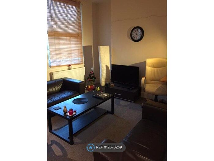 2 Bedroom Flat To Rent In Regent Street, Leamington Spa, CV32