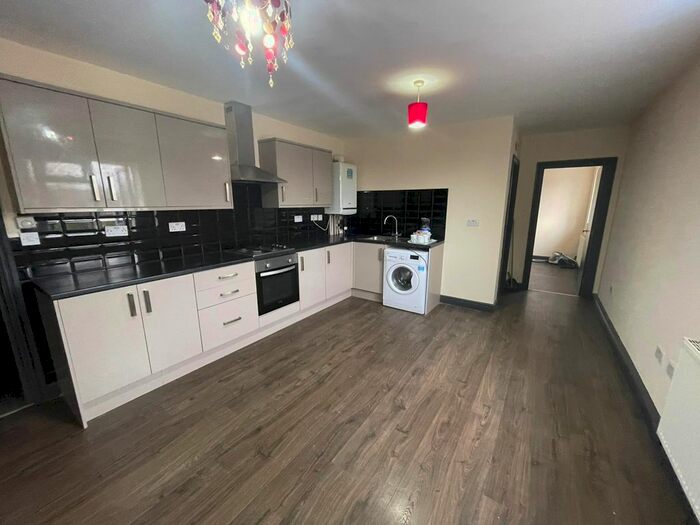 2 Bedroom Flat To Rent In Hamstead Road, Great Barr, Birmingham, B43