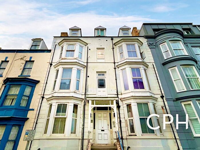 2 Bedroom Maisonette For Sale In New Queen Street, Scarborough, YO12