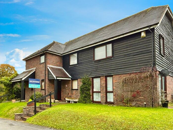 3 Bedroom Terraced House For Sale In Eastwell Barn Mews, Tenterden, TN30
