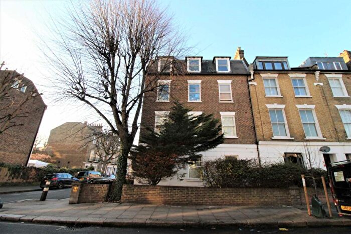 2 Bedroom Flat To Rent In Bartholomew Road, Kentish Town, NW5