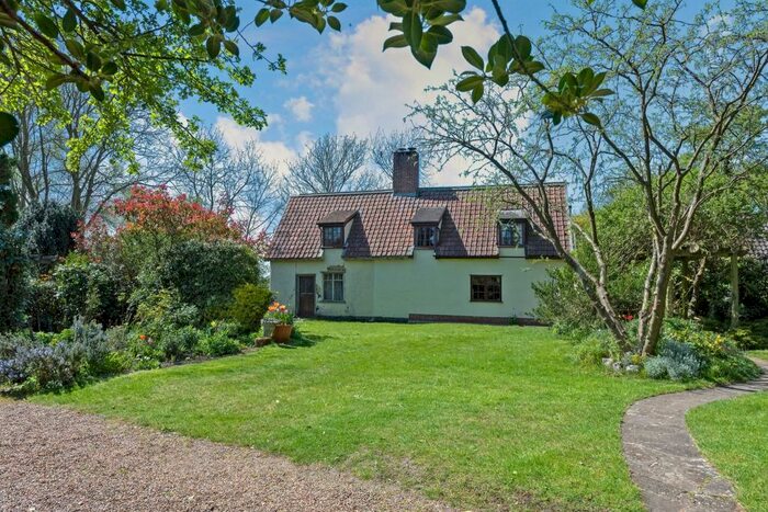 4 Bedroom Detached House For Sale In Fir Tree Lane, Haughley, Stowmarket, IP14