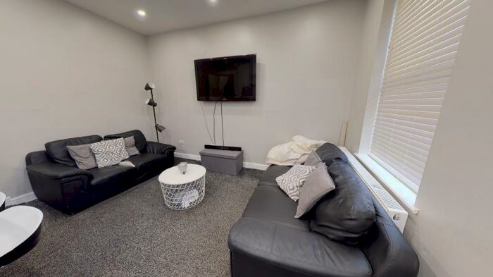 3 Bedroom Terraced House To Rent In Beechwood Terrace, Burley, Leeds, LS4
