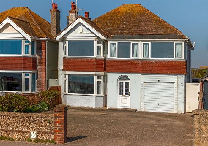 4 Bedroom Detached House For Sale In Brighton Road, Worthing, BN11