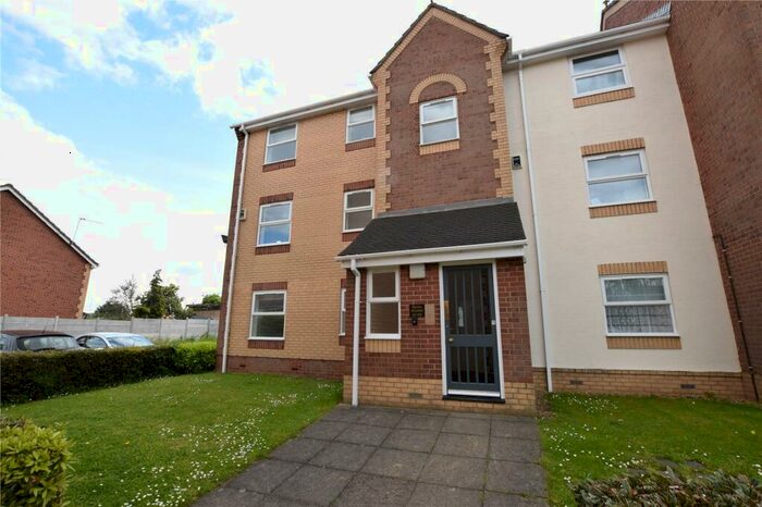 2 Bedroom Apartment To Rent In Burns Avenue, Chadwell Heath, Romford, RM6