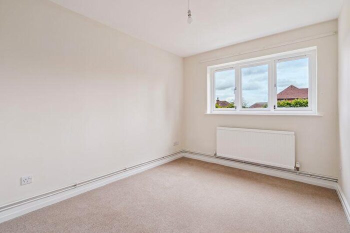 2 Bedroom Retirement Property For Sale In Main Road, Naphill, HP14