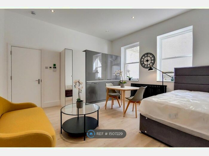 Studio To Rent In Gloucester Place, London, NW1