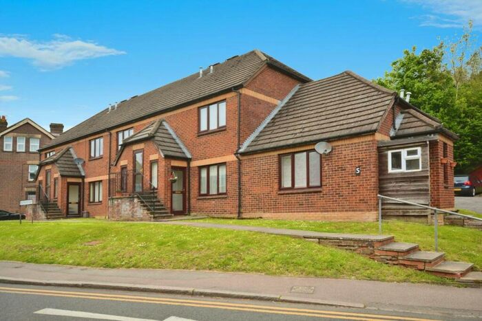 1 Bedroom Flat To Rent In Waterside Court, Chesham, HP5