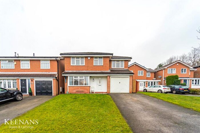 4 Bedroom Detached House To Rent In Shearing Avenue, Rochdale, OL12