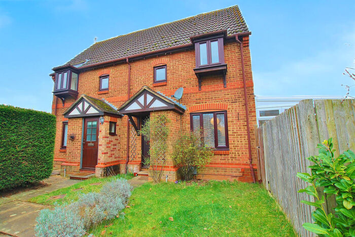 1 Bedroom Semi-Detached House To Rent In Abinger Way, Guildford, Surrey, GU4