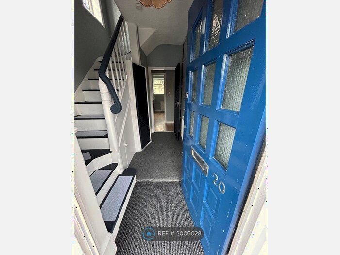 3 Bedroom Semi-Detached House To Rent In Birchfields Road, Manchester, M13