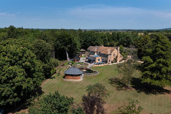 5 Bedroom Detached House For Sale In Cogges Lane, Stanton Harcourt, Witney, Oxfordshire, OX29