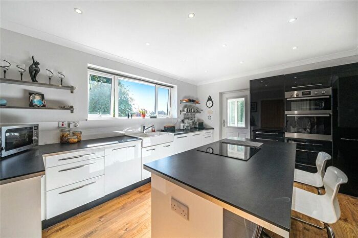 3 Bedroom Bungalow For Sale In Leeds Road, Kippax, Leeds, West Yorkshire, LS25