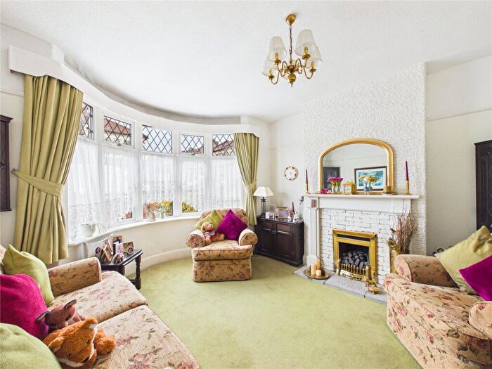 3 Bedroom End Of Terrace House For Sale In Elton Road, Kingswood, Bristol, BS15