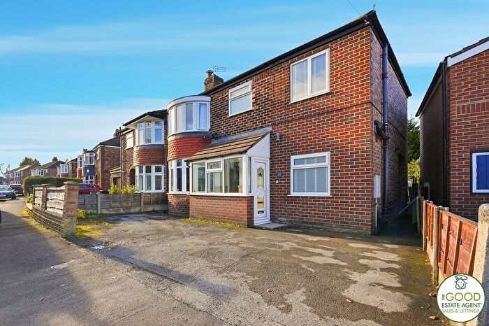 4 Bedroom Semi-Detached House For Sale In Rosslyn Road, Cheadle, SK8