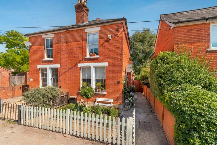 2 Bedroom Semi-Detached House To Rent In King Edwards Rise, Ascot, SL5