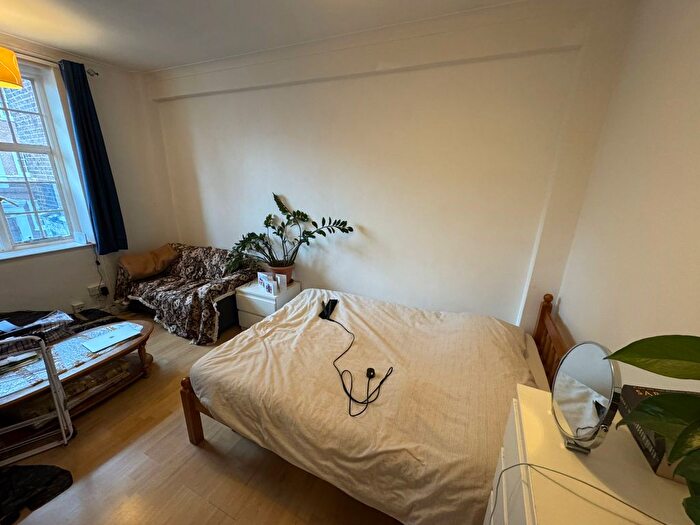 Studio To Rent In Abbey Road, London, NW8