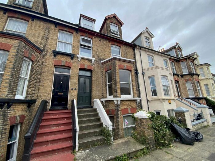 1 Bedroom Flat To Rent In St. Pauls Road, Cliftonville, Margate, CT9