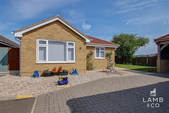 3 Bedroom Detached Bungalow For Sale In Stone Hall Gardens, Clacton-On-Sea, CO16
