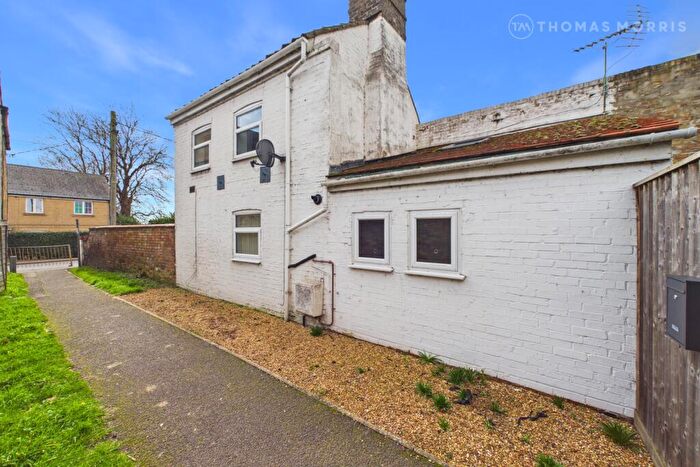 2 Bedroom Semi Detached House For Sale In High Street, Earith, Huntingdon, Cambridgeshire, PE28