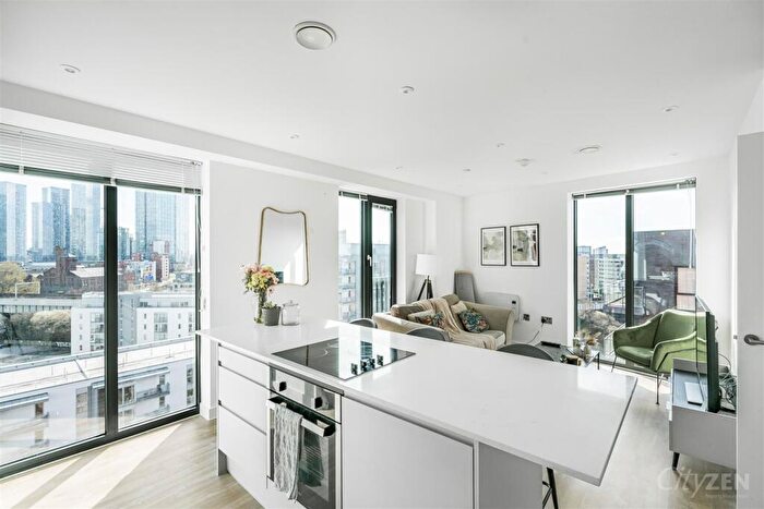2 Bedroom Flat To Rent In Silkbank Wharf, Derwent Street, Manchester, M5
