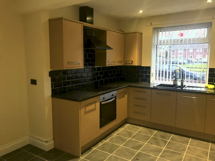 3 Bedroom Semi-Detached House To Rent In Ridley Avenue, Wallsend, NE28