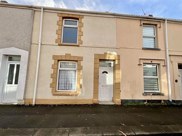 3 Bedroom Terraced House For Sale In Dillwyn Street, Llanelli, SA15