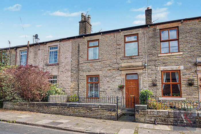 3 Bedroom Terraced House For Sale In Little Clegg Road, Littleborough, OL15