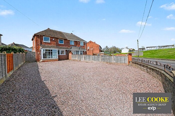 2 Bedroom Semi Detached House For Sale In Kendrick Place, Bilston, Wolverhampton, WV14