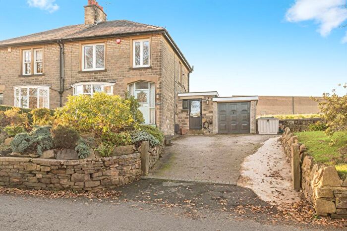 3 Bedroom Semi Detached House For Sale In Springwood Road, Thongsbridge, Holmfirth, HD9
