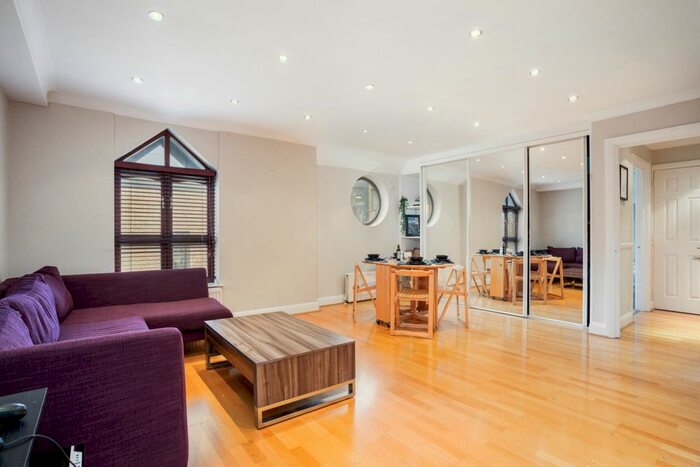 1 Bedroom Flat To Rent In Sheet Street, Windsor, SL4