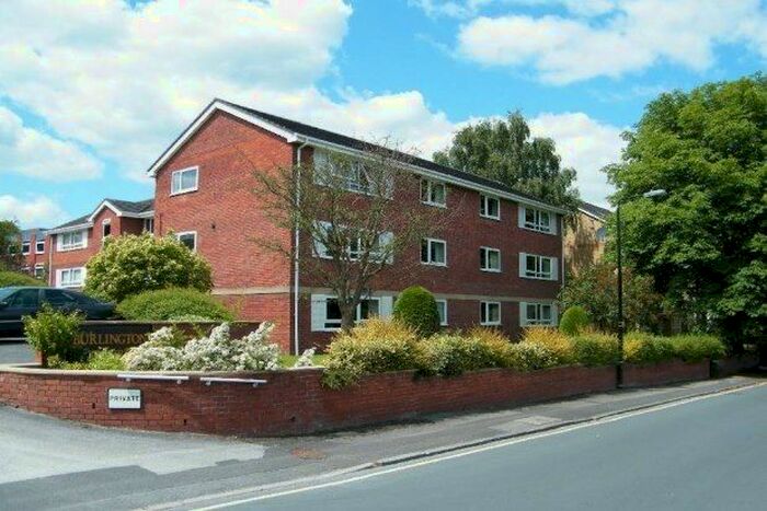 2 Bedroom Flat To Rent In Burlington Road, Altrincham, WA14